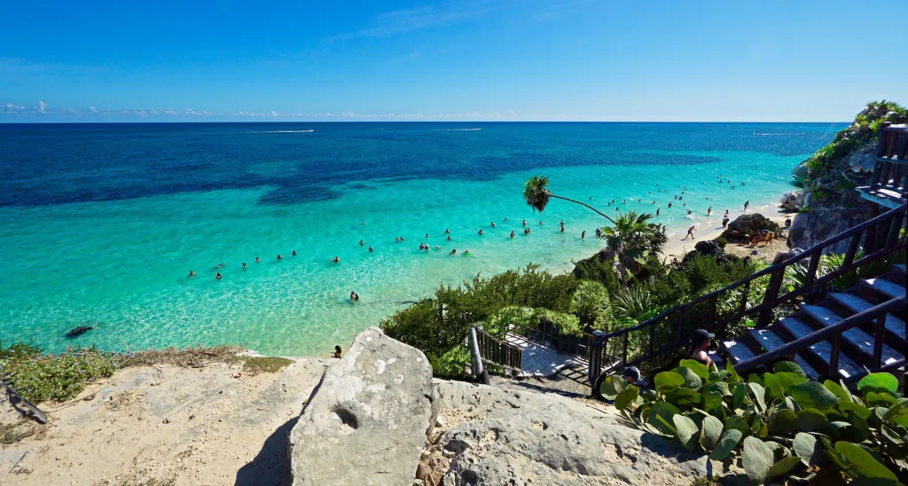 Tulum beaches, history and Travel